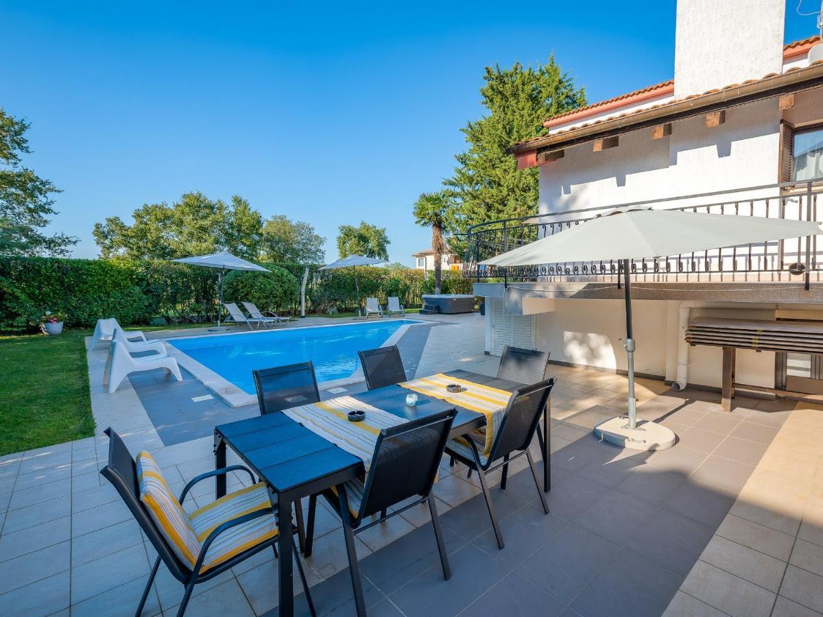 Villa Martimar With Pool And Hot Tub In Istria Rosini エクステリア 写真